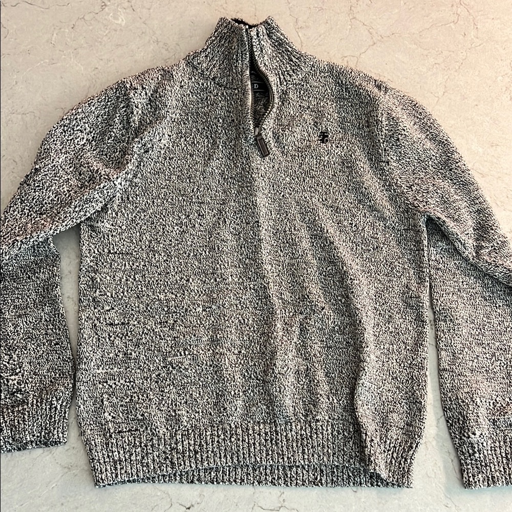 Izod Gray Zip Up Sweater with Ribbed Detailing